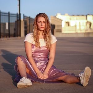 Meet your Posher, Isabella